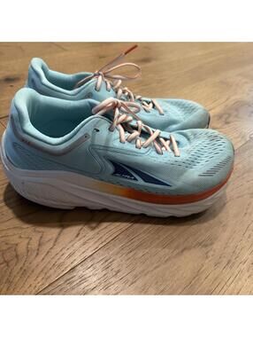 Altra Via Olympus Size 10.5
